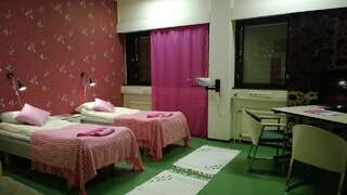 Мотели Motel Ruskalinna Пелло Двухместный номер с 2 отдельными кроватями и общей ванной комнатой-1